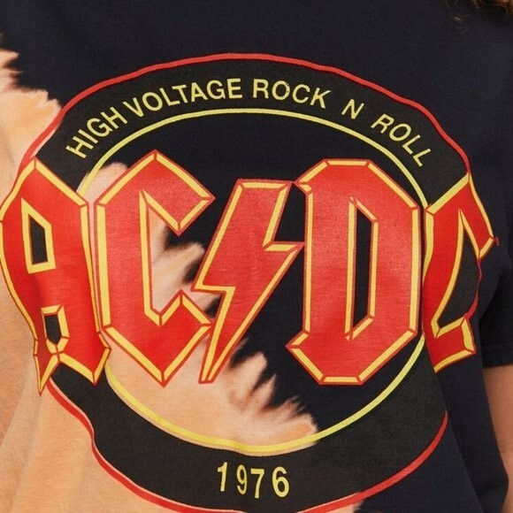 Plus Size ACDC Bleach Graphic Cropped Tee | 3X NWT - Picture 10 of 11